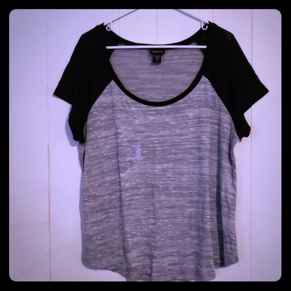 Short sleeve sweater